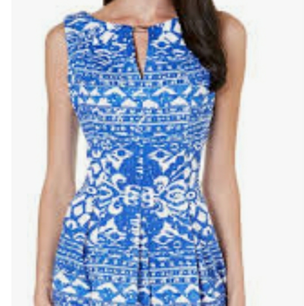 Gabby Skye Fit & Flare Keyhole Dress